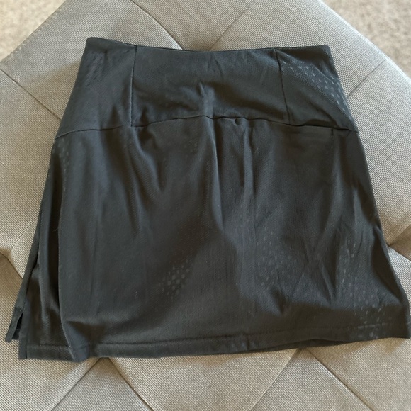 NWOT Nike Tour
Women's Dri-FIT ADV Golf Skirt. Size Medium. - Picture 5 of 6